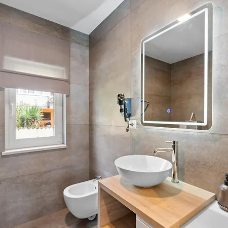 Prázdninový dům Delfis With Private Pool And Three Bedrooms