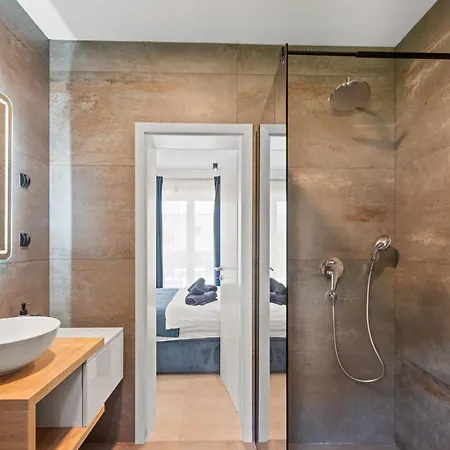 Дом отдыха Delfis With Private Pool And Three Bedrooms *