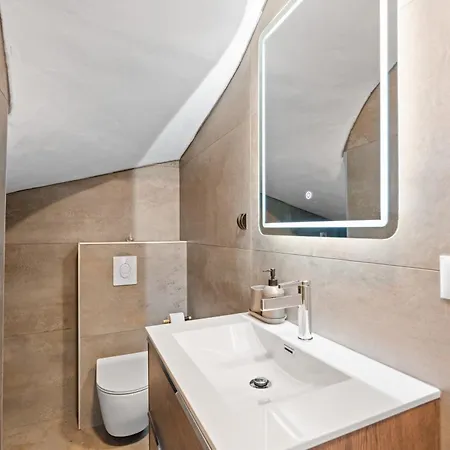 Delfis With Private Pool And Three Bedrooms Дом отдыха Kukci